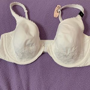 Victoria's Secret Intimates & Sleepwear - NWT Body by Victoria unlined perfect coverage bra Victoria's Secret Intimates & Sleepwear - NWT Body by Victoria unlined perfect coverage bra
